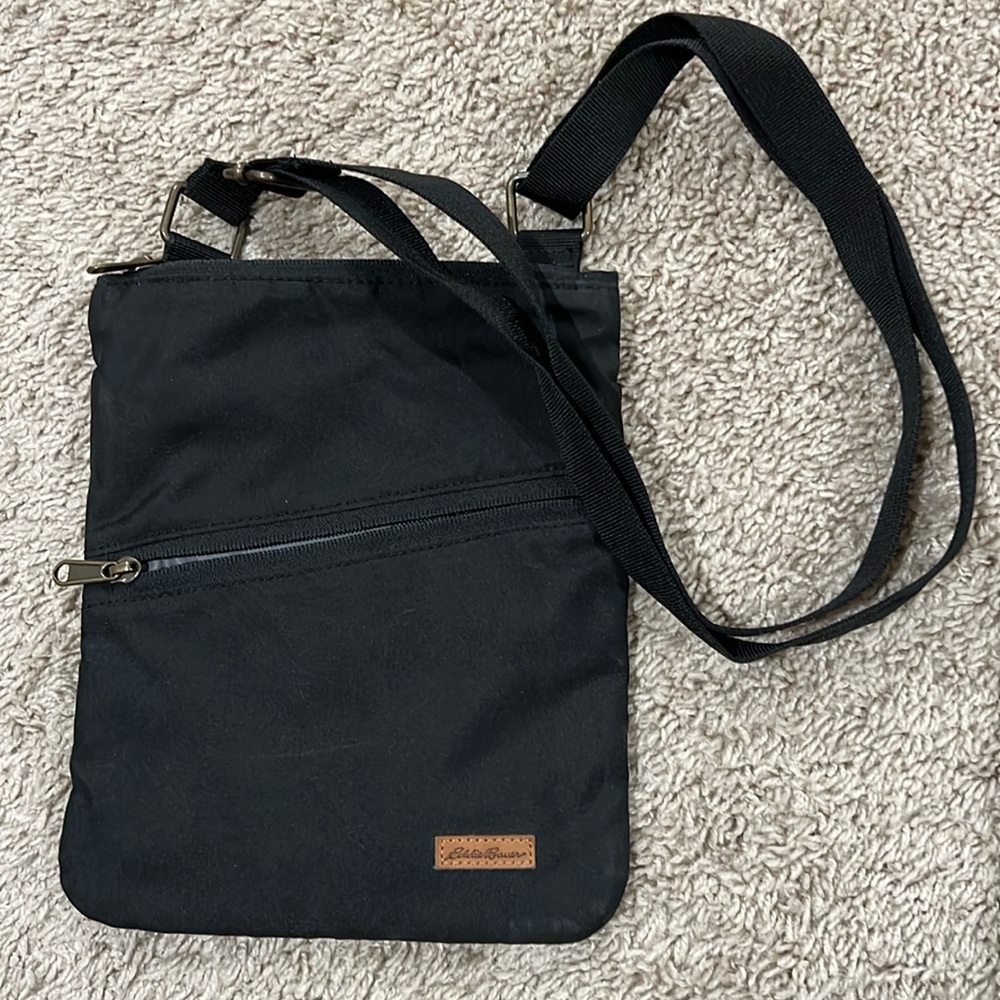 Eddie Bauer cross body purse.